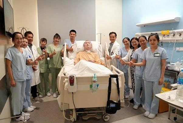Miraculous recovery of a Korean patient from brink of death in Vietnam
